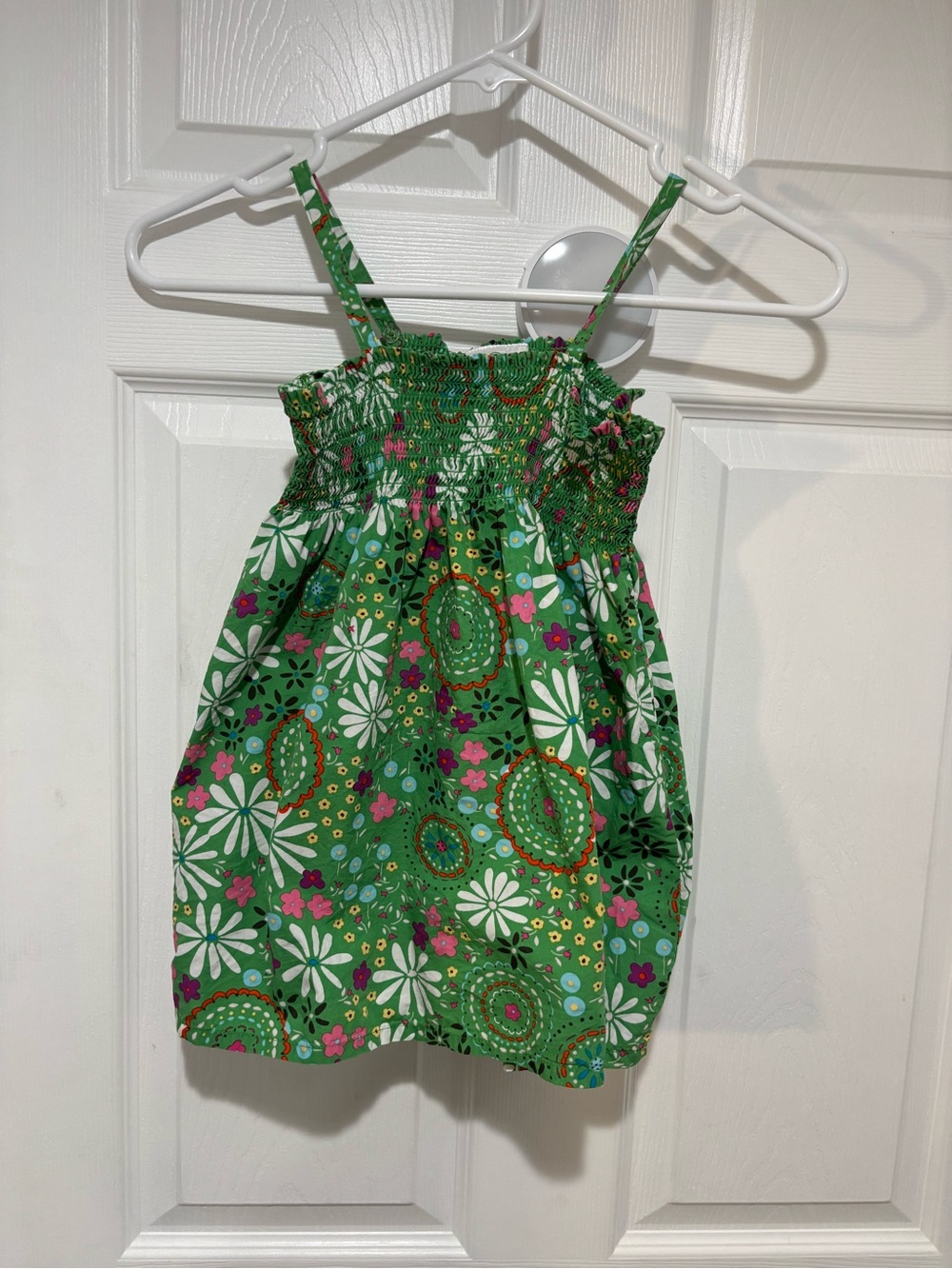 Hanna Andersson Green Floral Smocked Spaghetti Strap Top Size 130 (8)